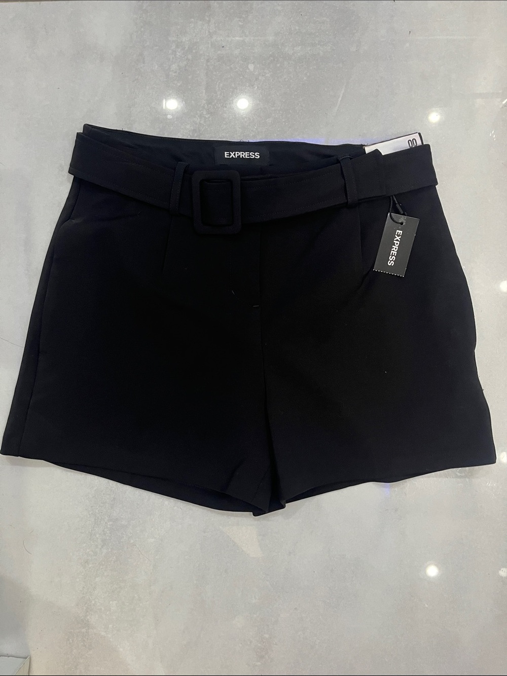 Black high waist short with belt